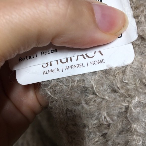 Shupaca Baby Alpaca Poncho Caraveli Tan NWT - Picture 7 of 11
